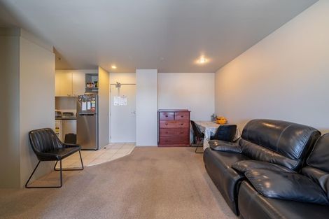 Photo of property in 5n/10 Crown Lynn Place, New Lynn, Auckland, 0600