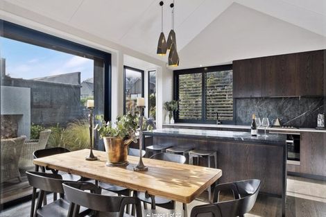 Photo of property in 2 Fife Court, Jacks Point, Queenstown, 9371