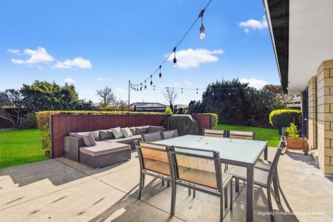 Photo of property in 13 Raymond Place, West Melton, 7618