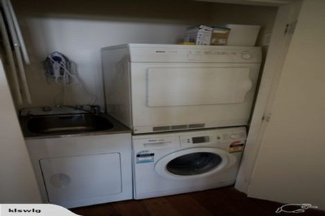 Photo of property in 191 Seatoun Heights Road, Miramar, Wellington, 6022