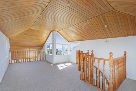 Photo of property in 103 Hinemoa Street, Whangamata, 3620