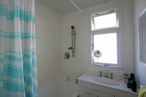 Photo of property in 14 Mersey Street, South Hill, Oamaru, 9400