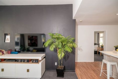 Photo of property in 32 Burke Street, Addington, Christchurch, 8024