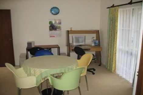 Photo of property in 130 Chelsea View Drive, Chatswood, Auckland, 0626