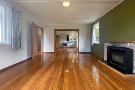 Photo of property in 82 Brois Street, Frankleigh Park, New Plymouth, 4310
