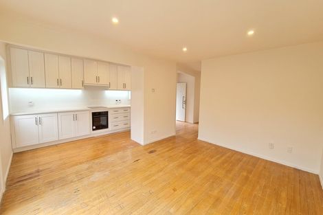 Photo of property in 31 Lanigan Street, Birkdale, Auckland, 0626