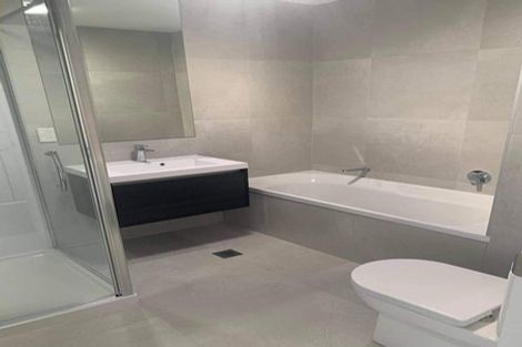 Photo of property in 10 Paterae Lane, Flat Bush, Auckland, 2019