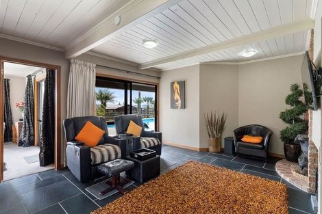 Photo of property in 53 Awanui Rise, Papakura, 2582