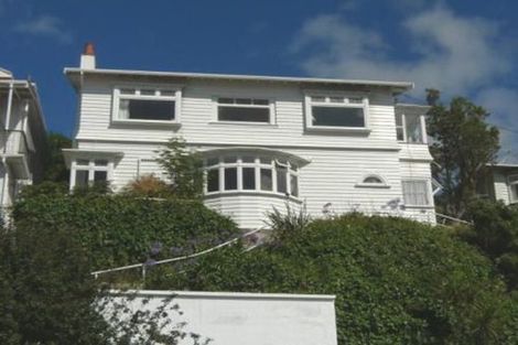 Photo of property in 2 Queens Drive, Kilbirnie, Wellington, 6022