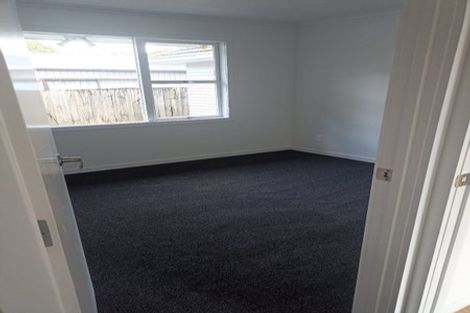 Photo of property in 2/462 East Coast Road, Windsor Park, Auckland, 0630