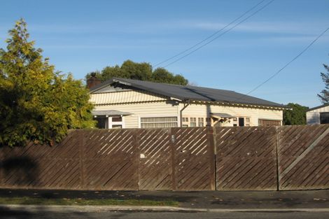 Photo of property in 176 Keyes Road, New Brighton, Christchurch, 8083