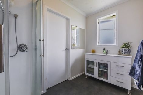 Photo of property in 11 Tiffen Lane, Waipawa, 4210