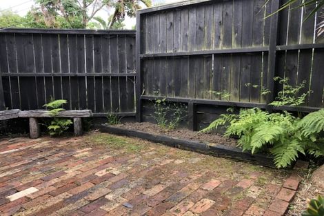 Photo of property in 21a Nile Road, Milford, Auckland, 0620