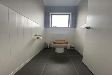 Photo of property in 35 Cleat Street, Whitby, Porirua, 5024