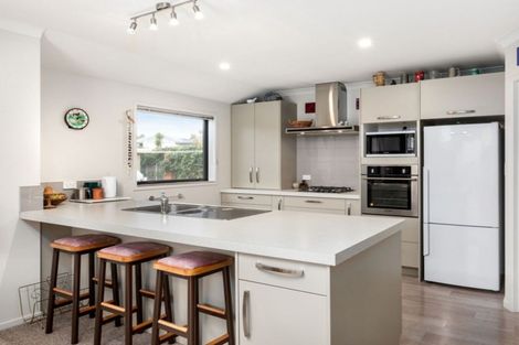 Photo of property in 86a Margaret Drive, Omokoroa, 3114