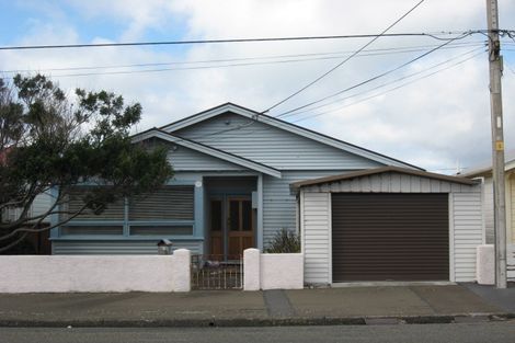 Photo of property in 27 Ross Street, Kilbirnie, Wellington, 6022