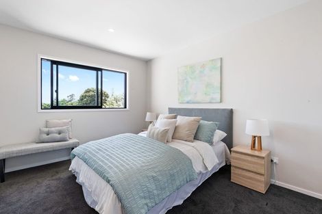 Photo of property in 40a Leo Street, Glen Eden, Auckland, 0602