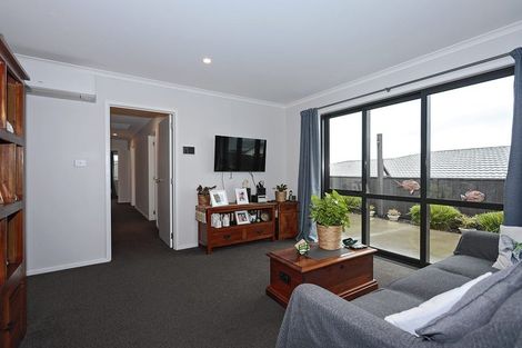 Photo of property in 14 Ridge Drive, Omokoroa, 3114