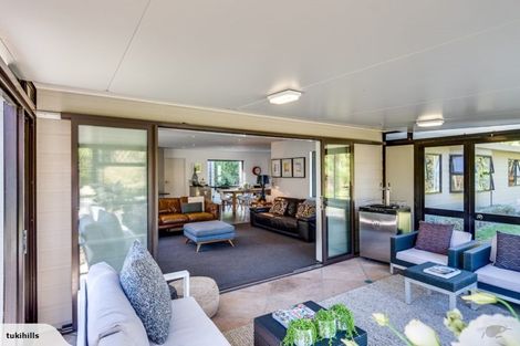 Photo of property in 135 Tauroa Road, Havelock North, 4130