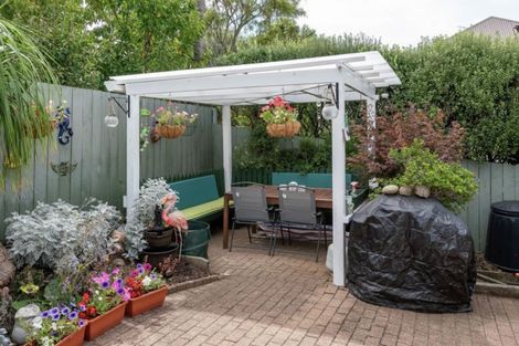 Photo of property in 1/6 Patons Road, Howick, Auckland, 2014