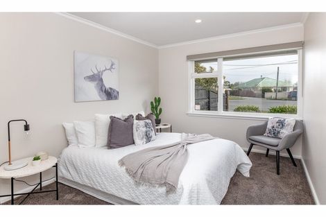 Photo of property in 17 Cromer Place, New Brighton, Christchurch, 8062
