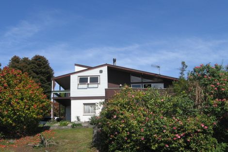 Photo of property in 2 Raniera Place, Springfield, Rotorua, 3015