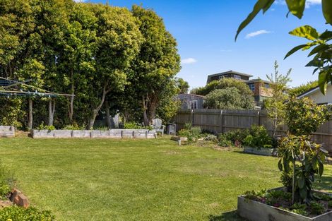 Photo of property in 4 Seatoun Avenue, Leigh, Warkworth, 0985