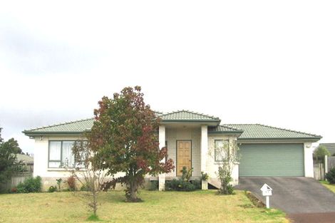 Photo of property in 25 Martin Jugum Lane, Ranui, Auckland, 0612