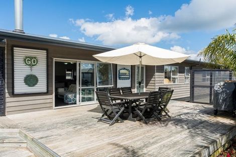 Photo of property in 30 Insley Street, Mangawhai, 0505