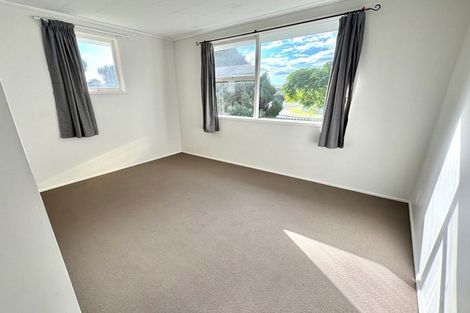 Photo of property in 1 Hywell Place, Manurewa, Auckland, 2102