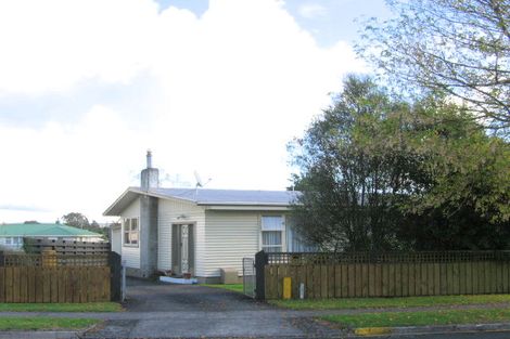 Photo of property in 28 Pohutukawa Drive, Tokoroa, 3420