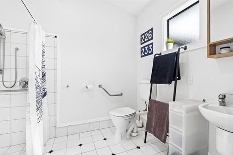 Photo of property in 17-19 Weld Street, Martinborough, 5711