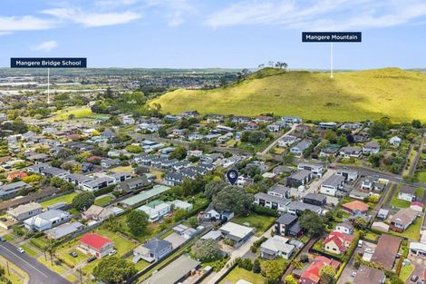 Photo of property in 54 Taylor Road, Mangere Bridge, Auckland, 2022