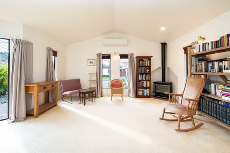 Photo of property in 10 Montpelier Drive, Taradale, Napier, 4112