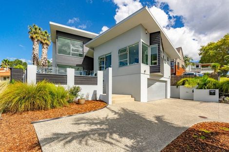 Photo of property in 357 Royal Road, Massey, Auckland, 0614