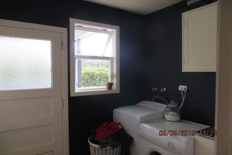 Photo of property in 77 Tahapa Crescent, Meadowbank, Auckland, 1072