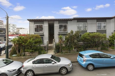 Photo of property in 14/3 Kelvin Grove, Te Aro, Wellington, 6011