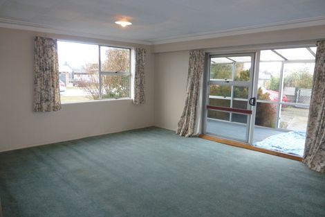 Photo of property in 8 Campbell Street, Alexandra, 9320