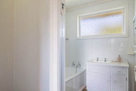 Photo of property in 48 Kennedy Drive, Levin, 5510