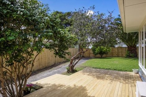Photo of property in 81 Smythe Road, Henderson, Auckland, 0612