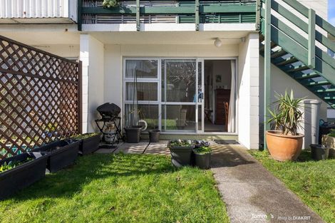 Photo of property in 10/154 Onepu Road, Lyall Bay, Wellington, 6022