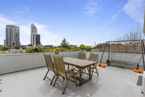 Photo of property in 17 Tennyson Avenue, Takapuna, Auckland, 0622