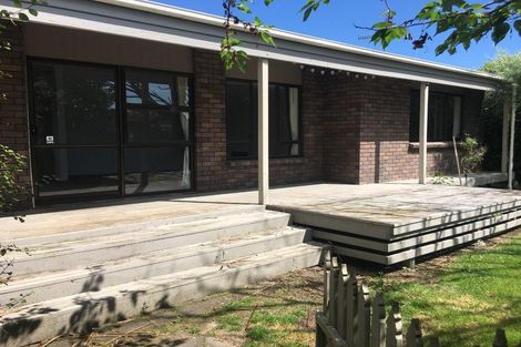 Photo of property in 17b Dover Road, St Andrews, Hamilton, 3200