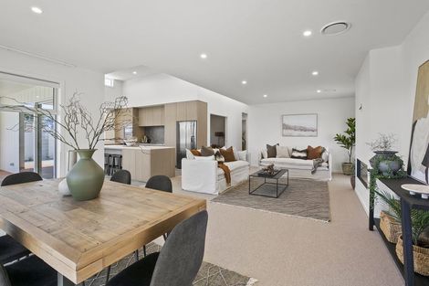 Photo of property in 63 Mangorei Road, Strandon, New Plymouth, 4312