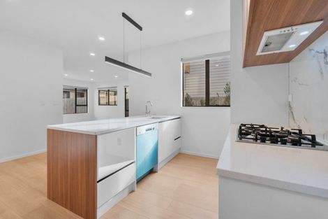 Photo of property in 24c Nikau Street, New Lynn, Auckland, 0600