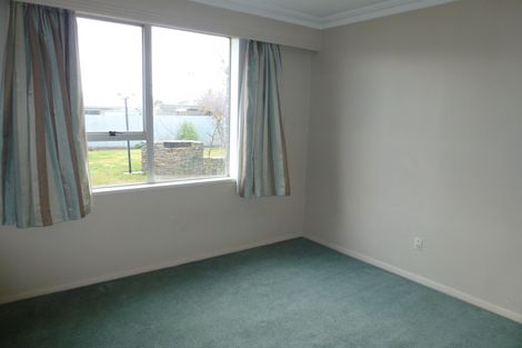 Photo of property in 8 Campbell Street, Alexandra, 9320