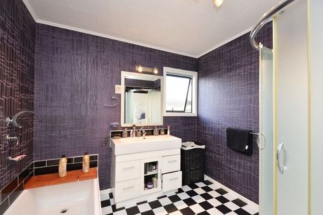 Photo of property in 22 Kirkbride Street, Wallacetown, 9816