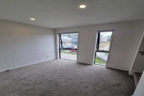 Photo of property in 53 Morihana Close, Glen Eden, Auckland, 0602