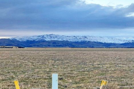 Photo of property in 20 Southern Tor Lane, Springvale, 9393