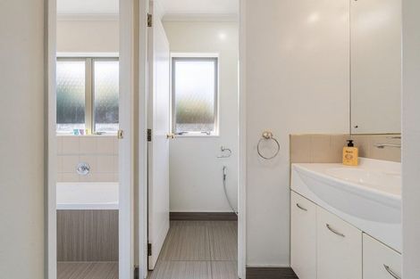 Photo of property in 62 Taka Street, Takanini, 2112